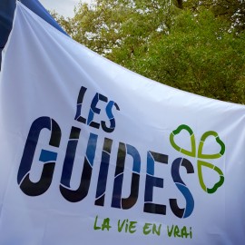 Drapeau Guides La vie en vrai